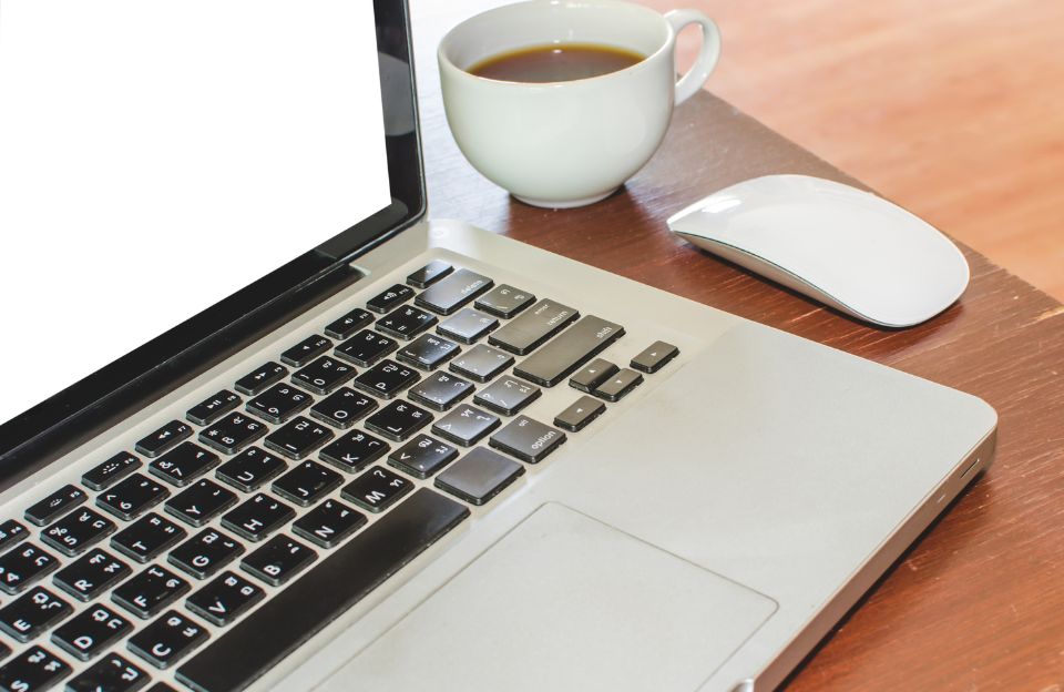 💻 Novedades en notebooks 2025: IA, pantallas innovadoras y sostenibilidad