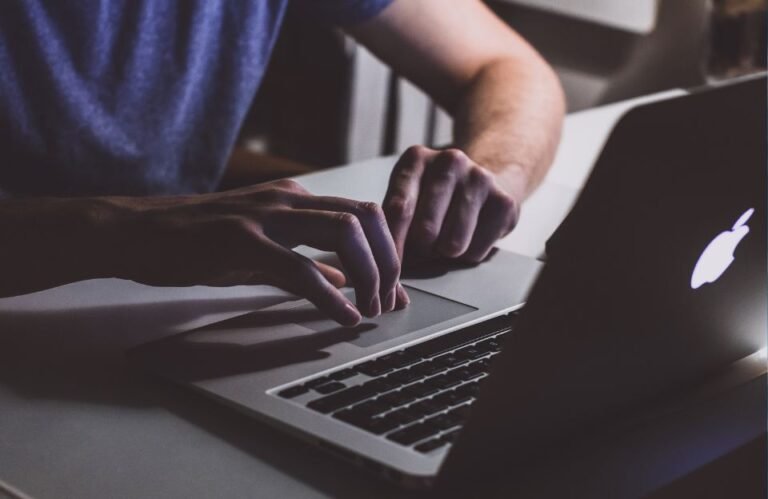 🧠 IA: el nuevo hacker invisible (y también el guardián)