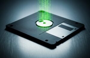 El Virus Málaga: Ingeniería de Propagación Temprana y la Génesis de la Ciberseguridad Moderna