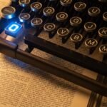 Wikipedia prohíbe el uso de IA para redactar y reescribir sus artículos en inglés